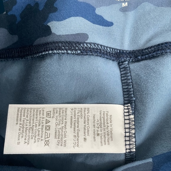 New with tags, J.Crew, crop athletic camo leggings, size medium - Picture 9 of 11
